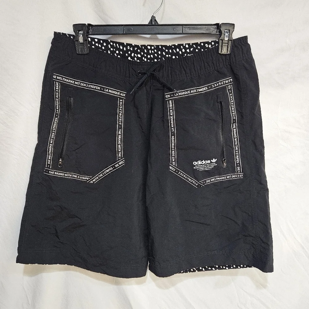 BNWT MEN'S AUTHENTIC ADIDAS NMD REVERSIBLE SHORTS US SIZE LARGE